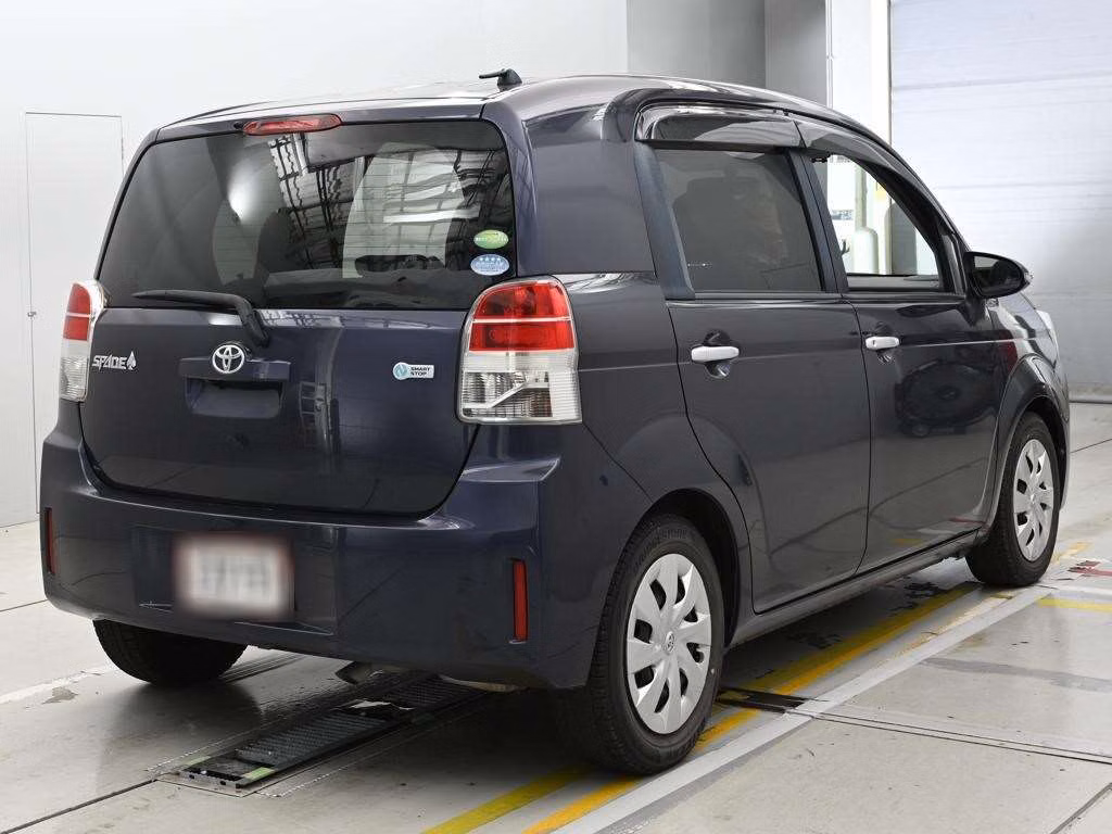 TOYOTA SPADE
