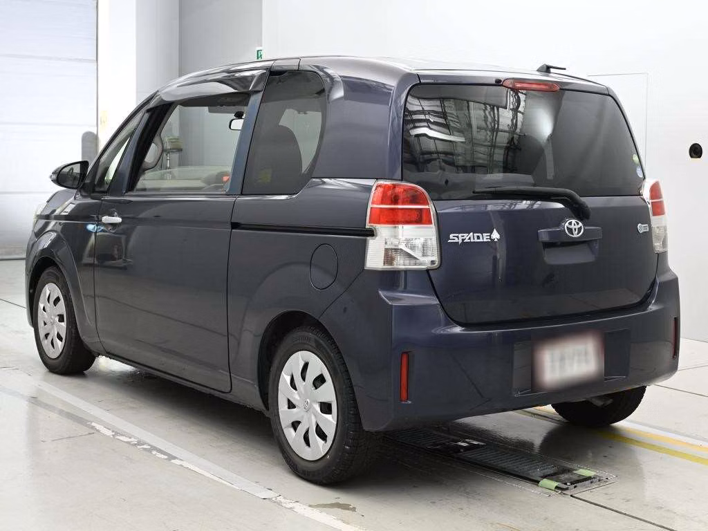 TOYOTA SPADE