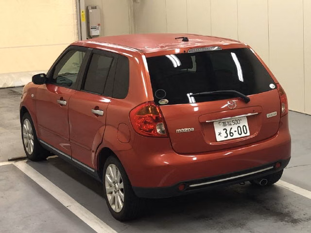 MAZDA VERISA