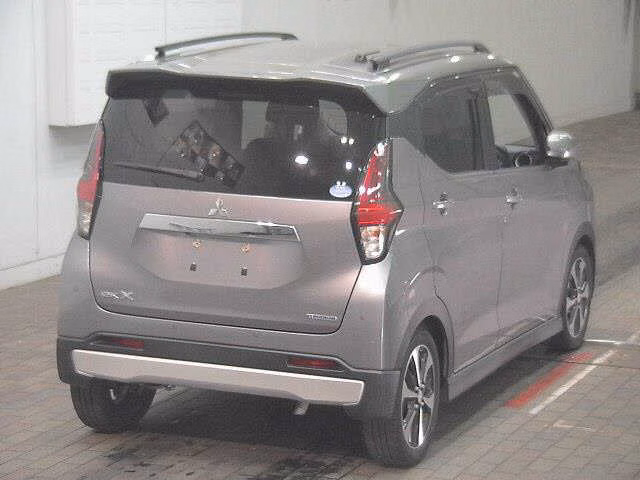 MITSUBISHI EK X