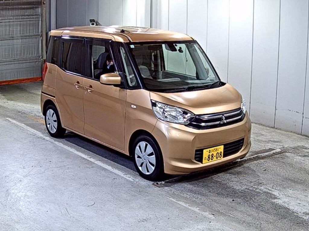 MITSUBISHI EK SPACE
