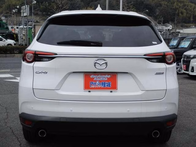 MAZDA CX-8