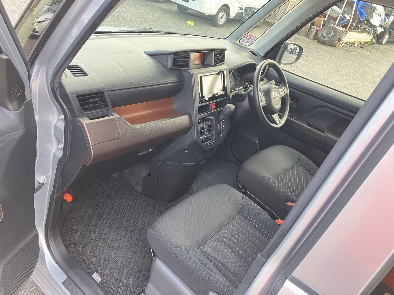 DAIHATSU THOR