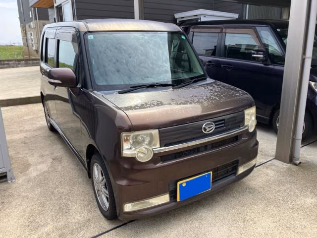 DAIHATSU MOVE CONTE