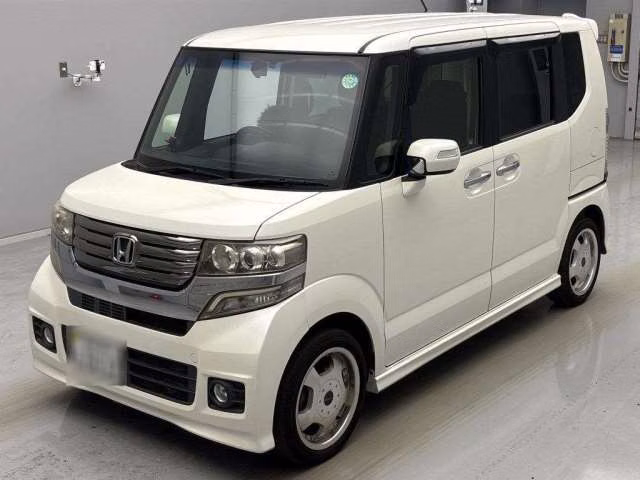 HONDA N-BOX