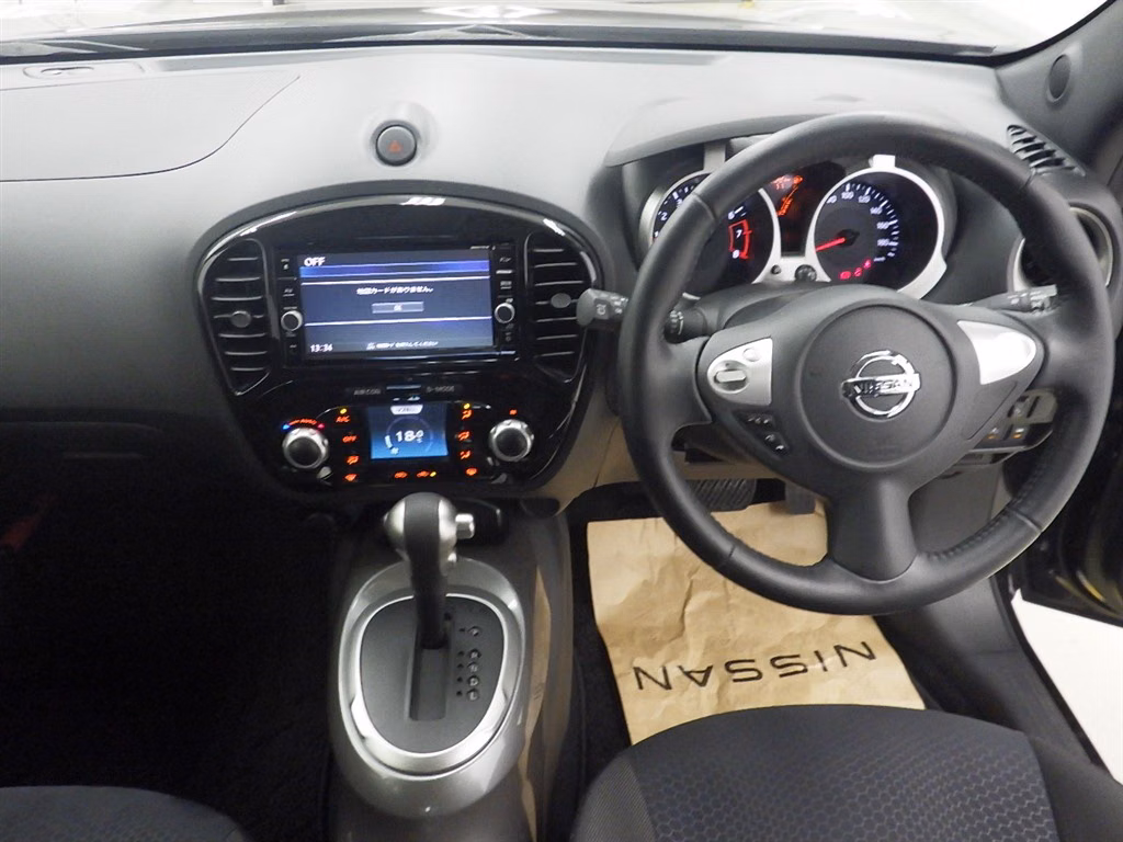 NISSAN JUKE