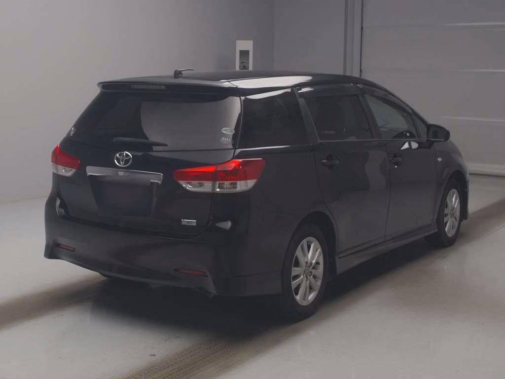 TOYOTA WISH