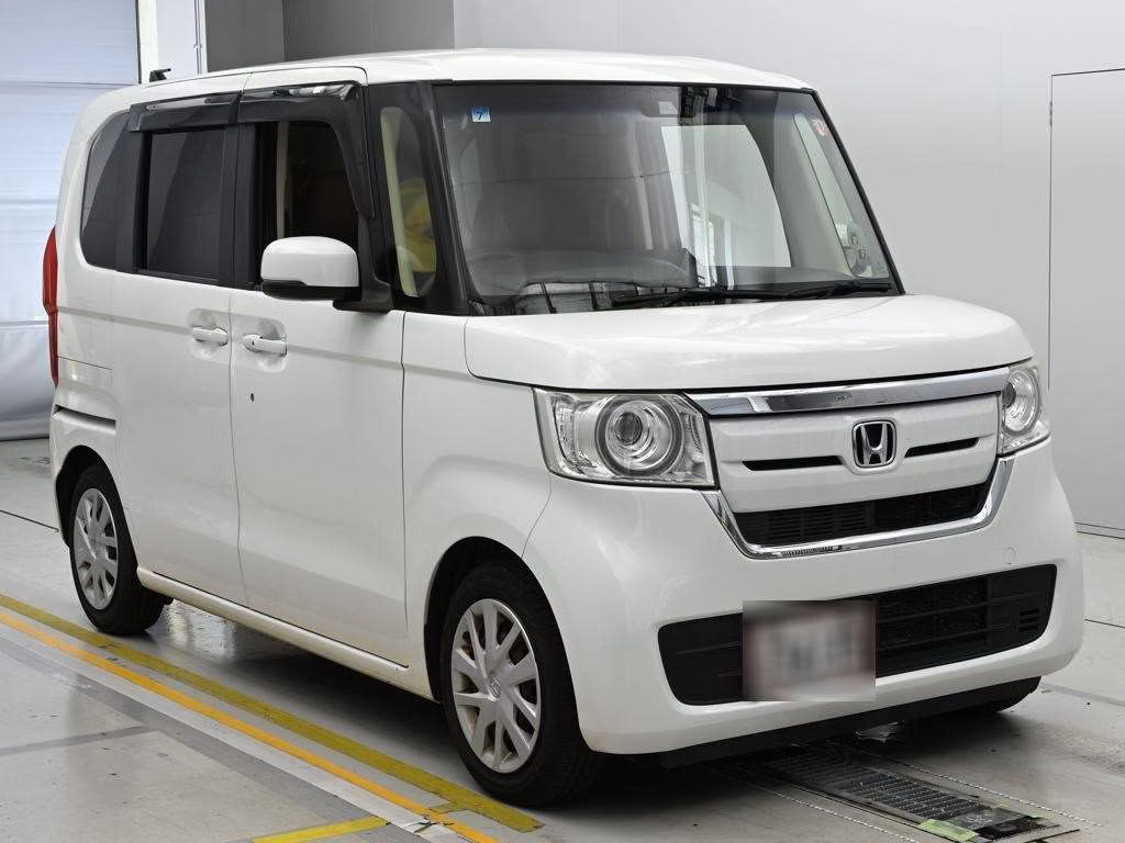 HONDA N-BOX