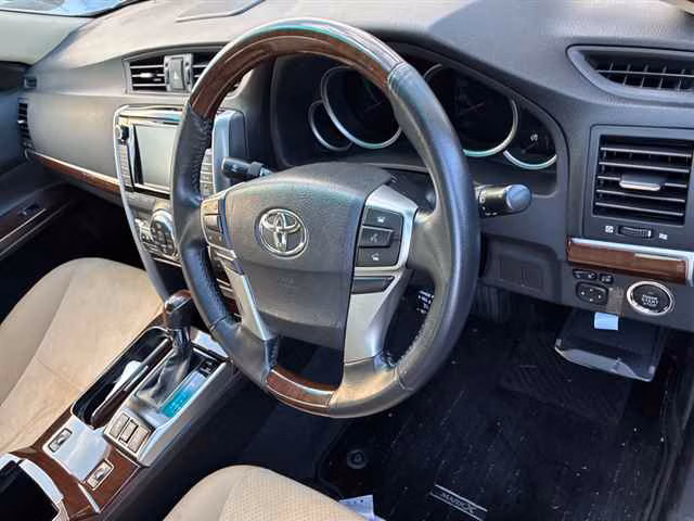 TOYOTA MARK X