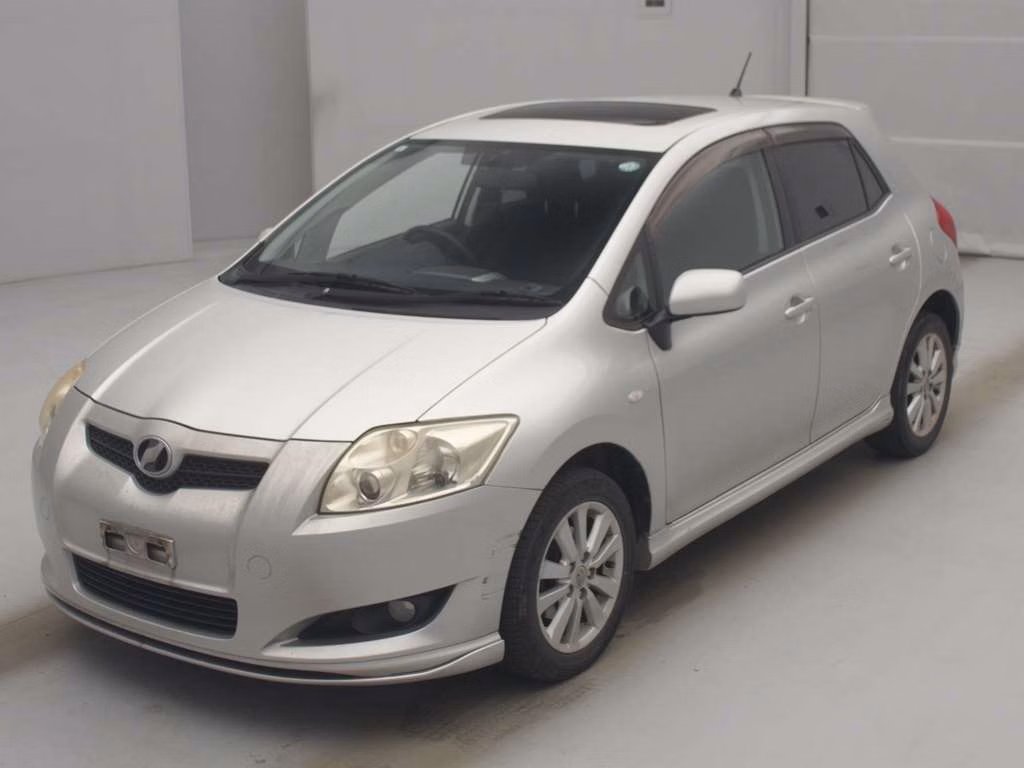 TOYOTA AURIS