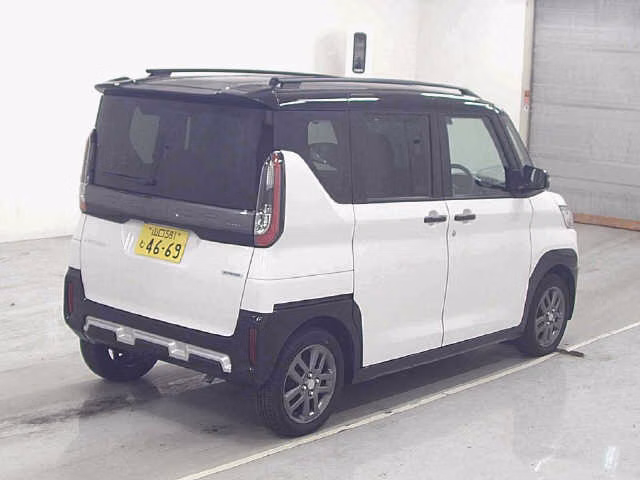 MITSUBISHI DELICA MINI