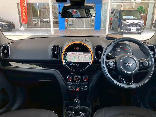 MINI CROSSOVER