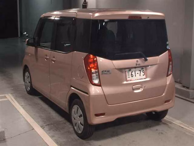 MITSUBISHI EK SPACE