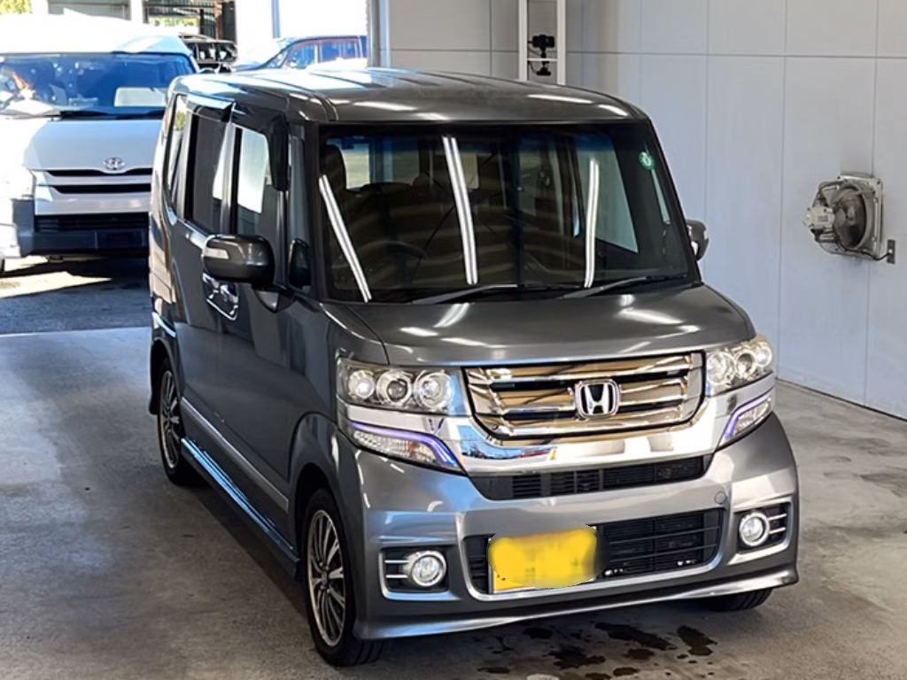 HONDA N-BOX