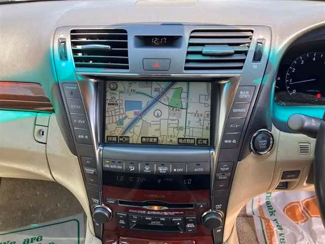 LEXUS LS460