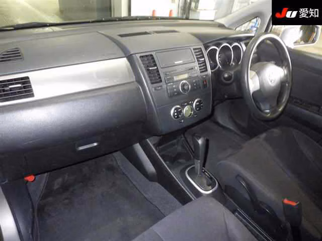 NISSAN TIIDA LATIO