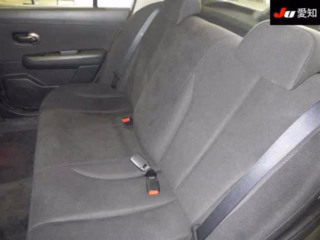 NISSAN TIIDA LATIO