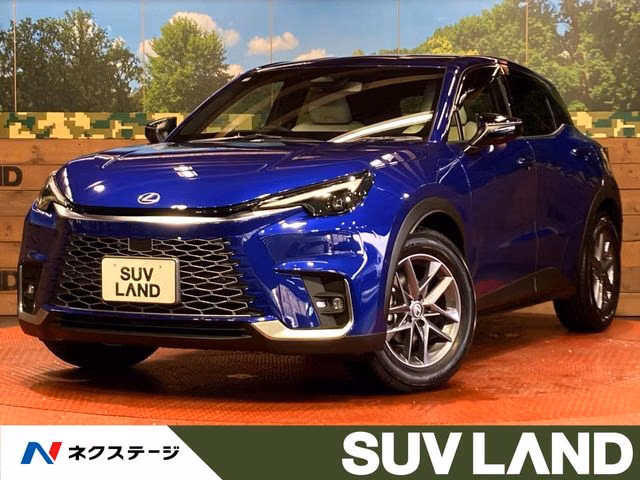 Lexus LBX