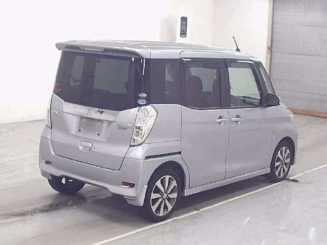 MITSUBISHI EK SPACE