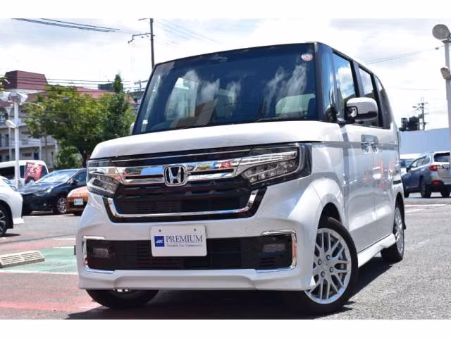 HONDA N-BOX