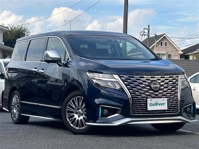 NISSAN ELGRAND