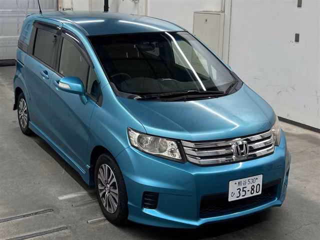 HONDA FREED SPIKE