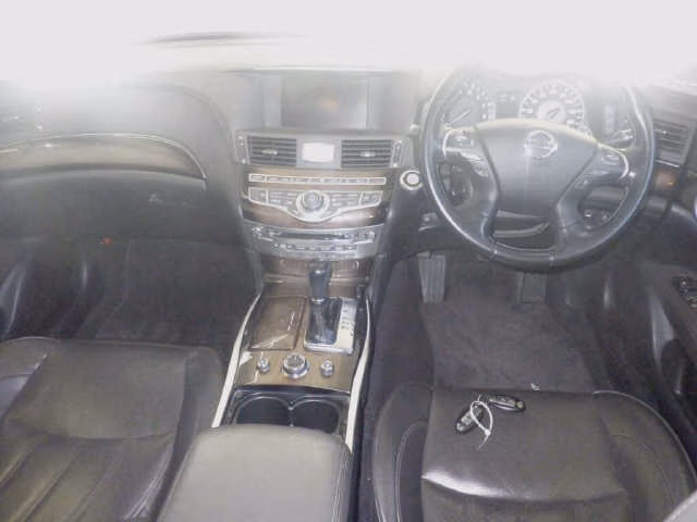NISSAN FUGA