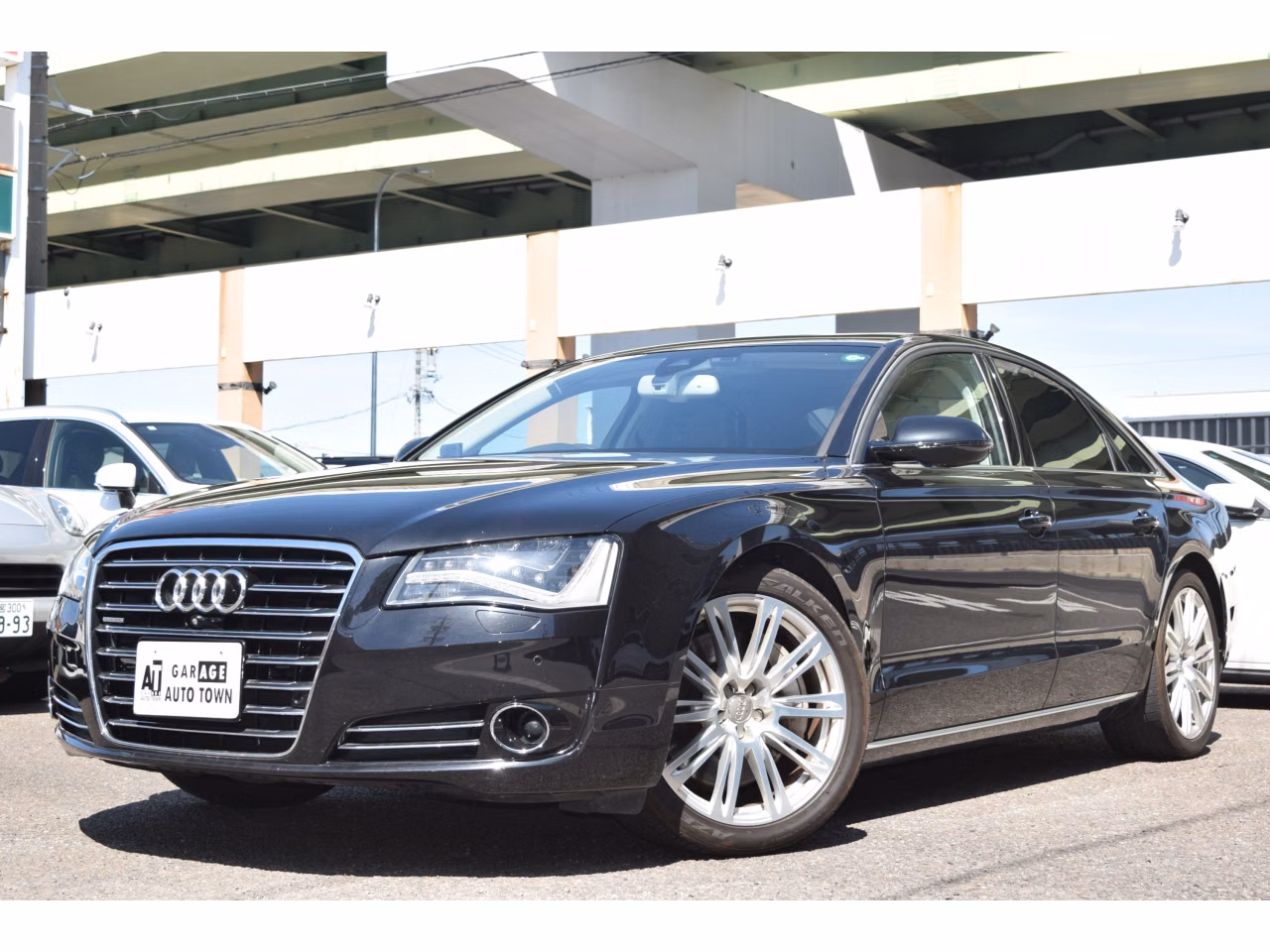 AUDI A8