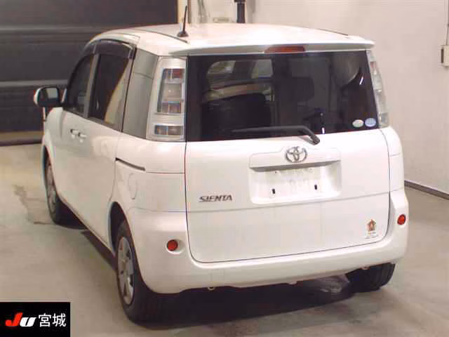 TOYOTA SIENTA