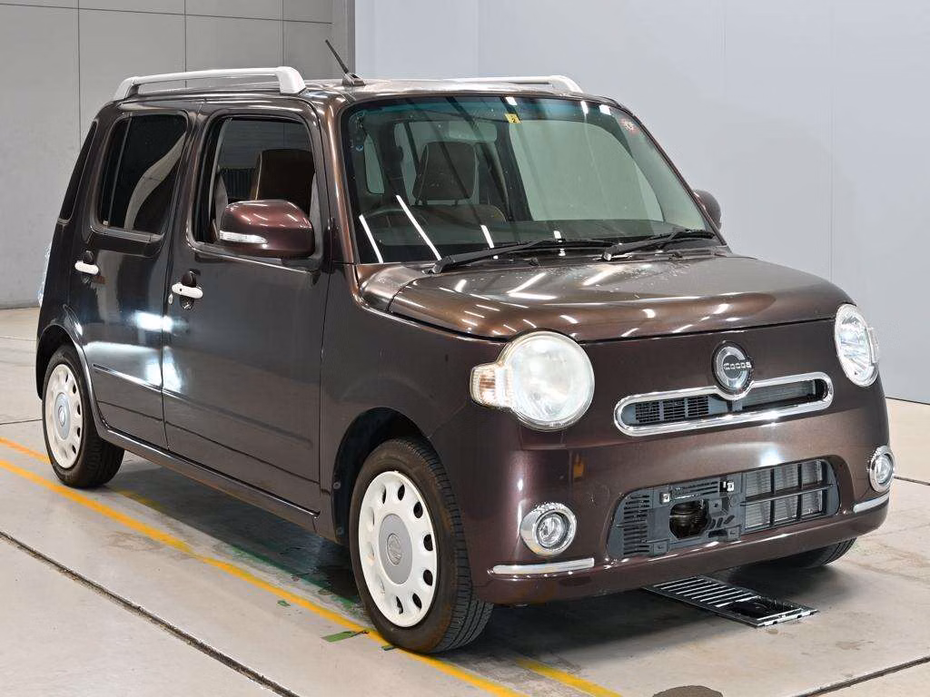 DAIHATSU MIRA COCOA