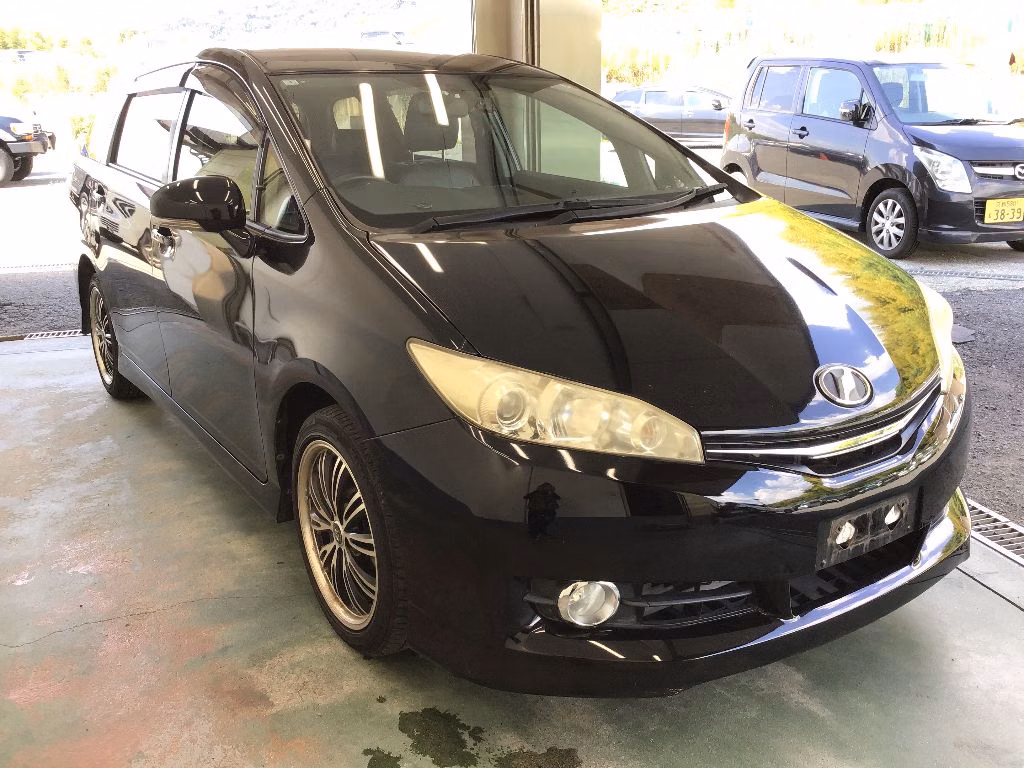 TOYOTA WISH