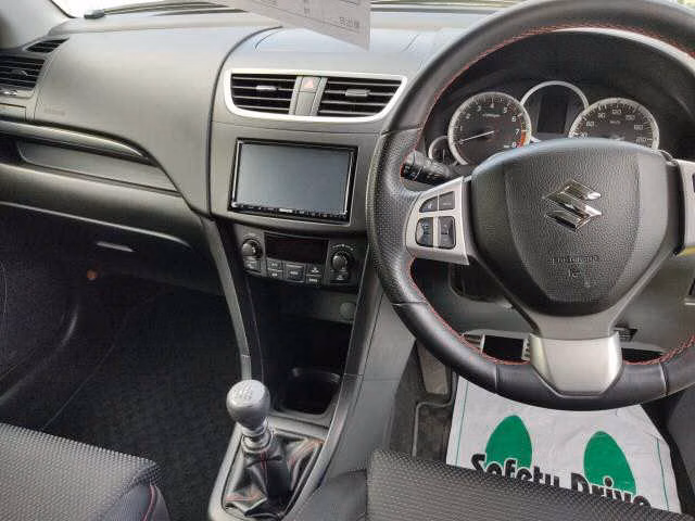 SUZUKI SWIFT