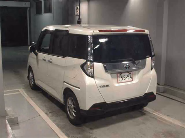 TOYOTA TANK
