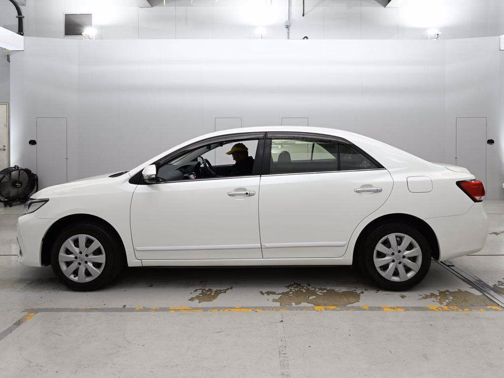 TOYOTA PREMIO