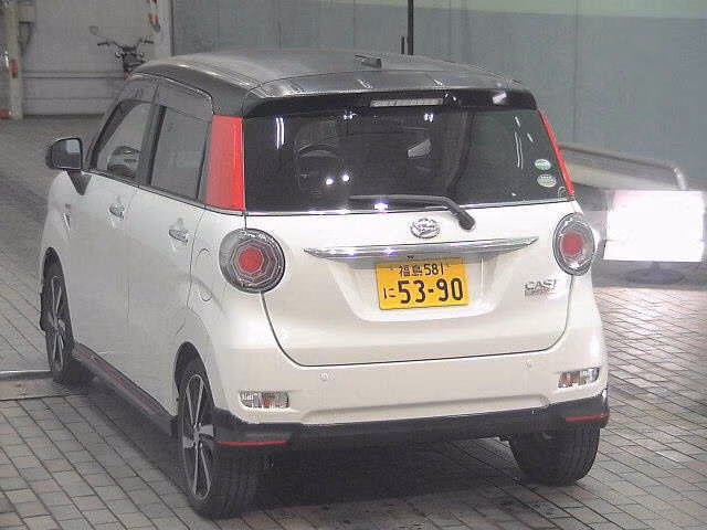 DAIHATSU CAST