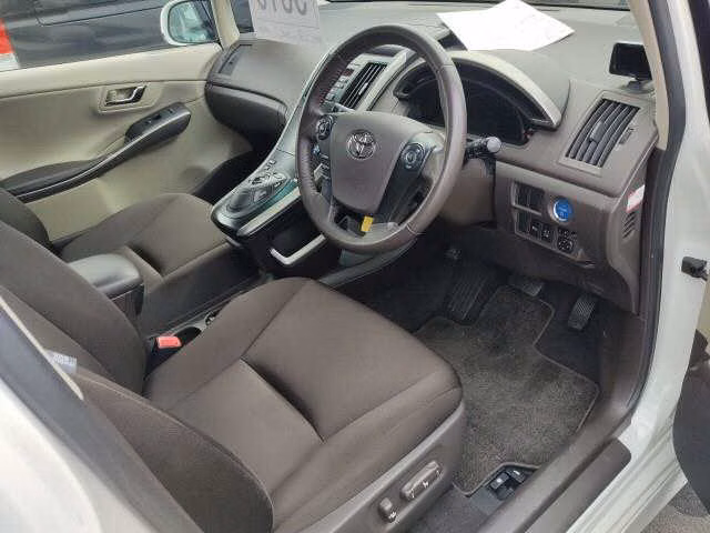 TOYOTA SAI
