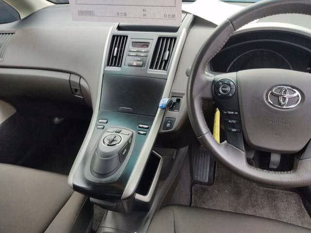 TOYOTA SAI