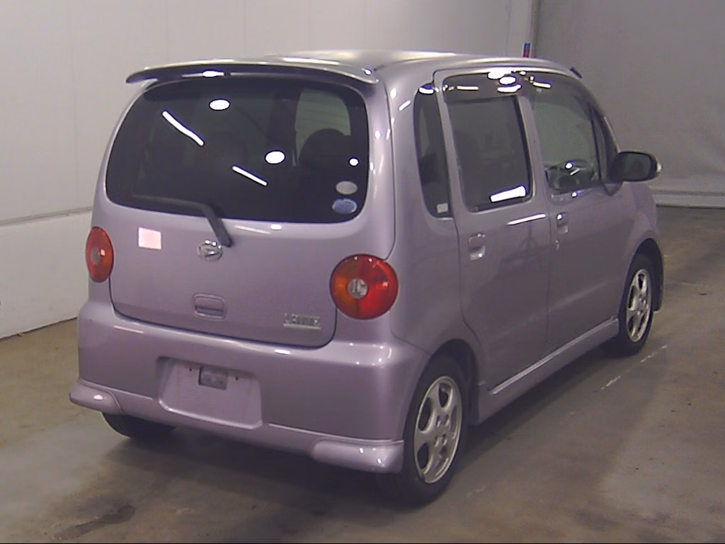 DAIHATSU MOVE LATTE