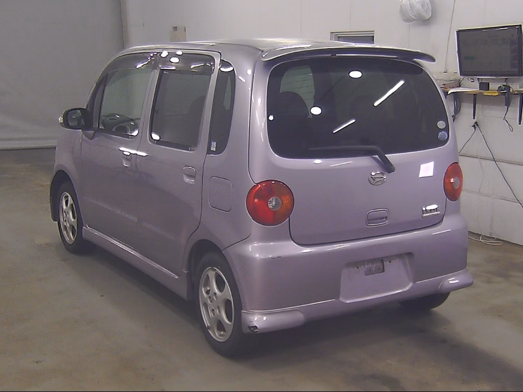 DAIHATSU MOVE LATTE