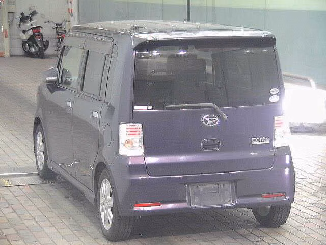 DAIHATSU MOVE CONTE