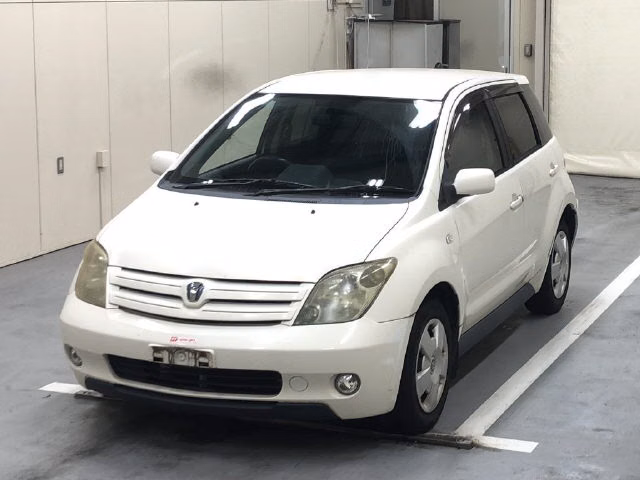 TOYOTA IST