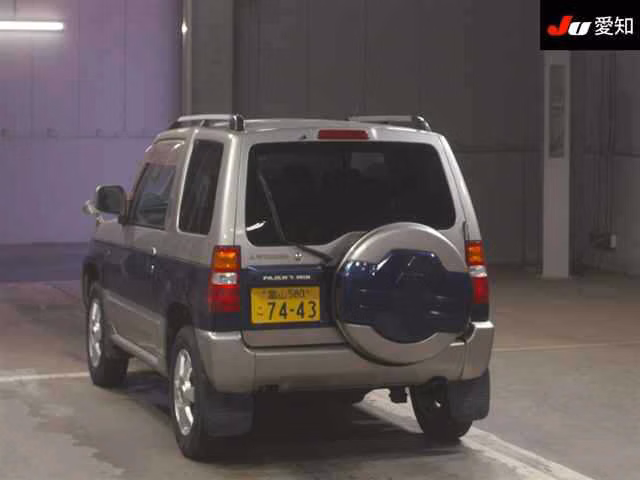 MITSUBISHI PAJERO MINI