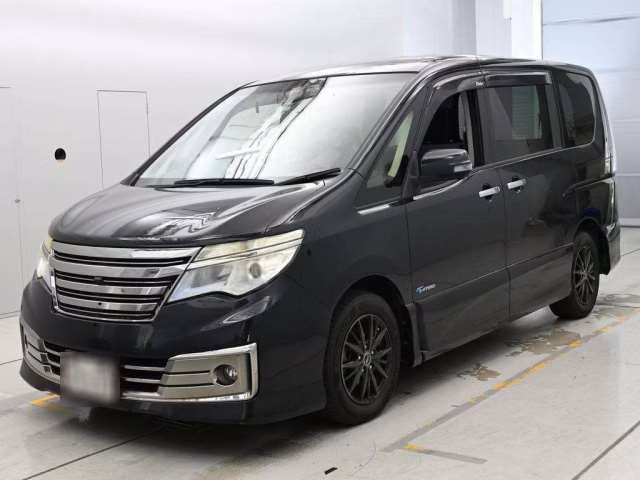 NISSAN SERENA