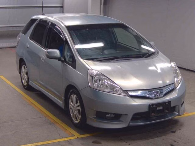 HONDA FIT SHUTTLE