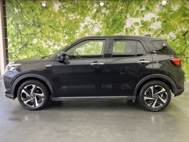 DAIHATSU ROCKY