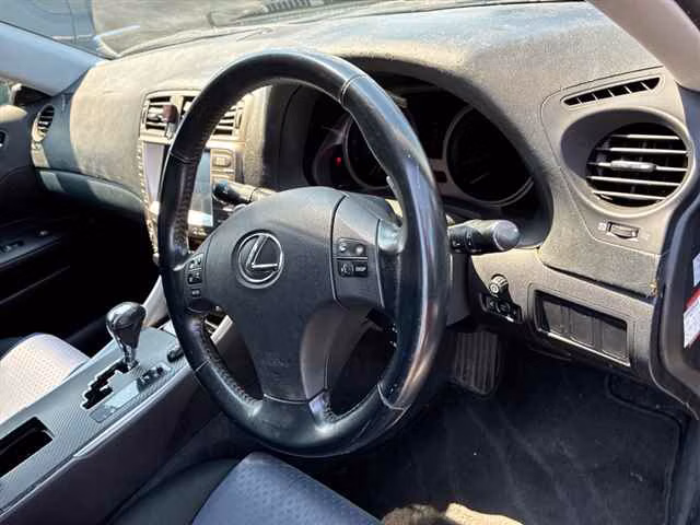 LEXUS IS350