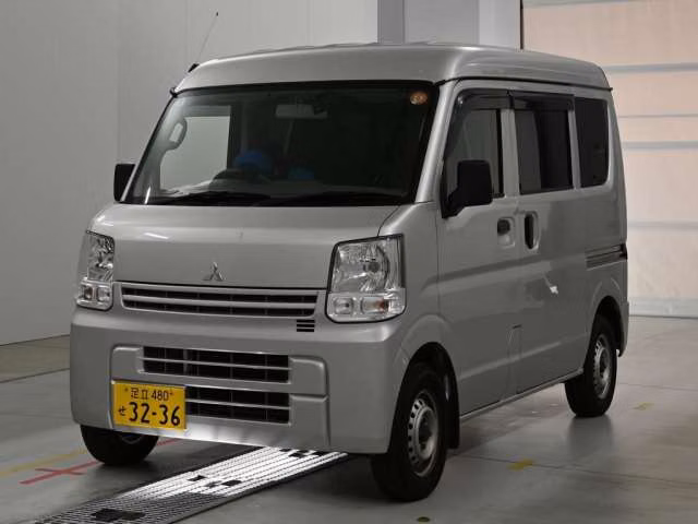 MITSUBISHI MINICAB