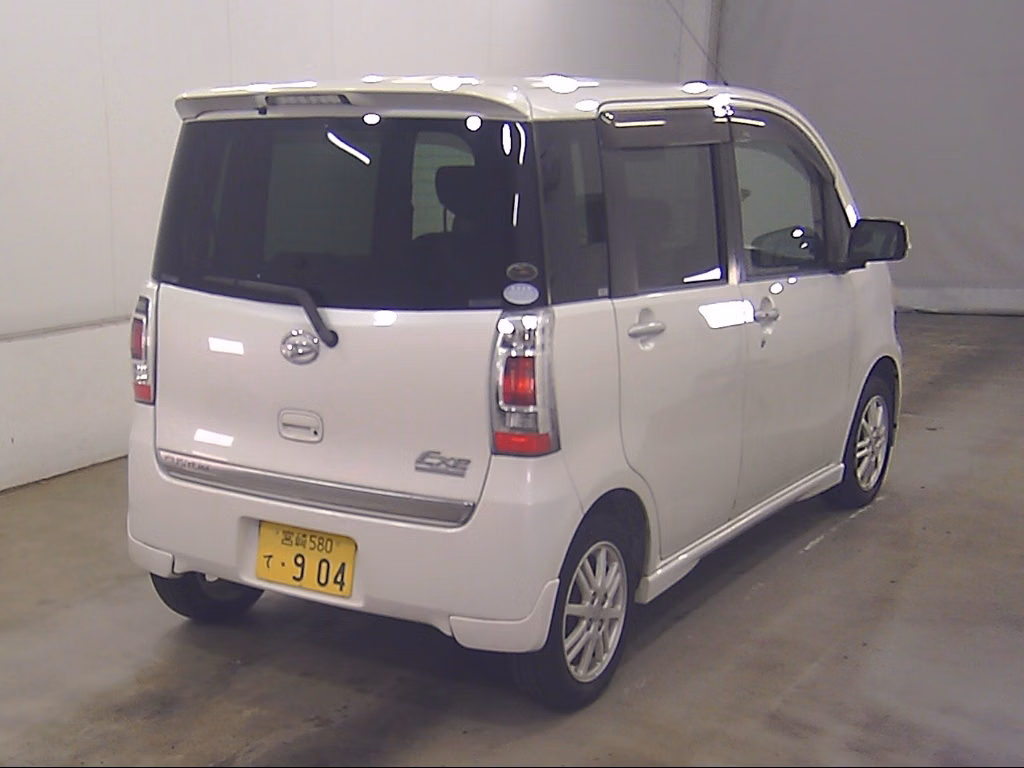 DAIHATSU TANTO EXE