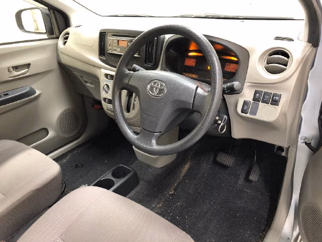 TOYOTA PIXIS EPOCH