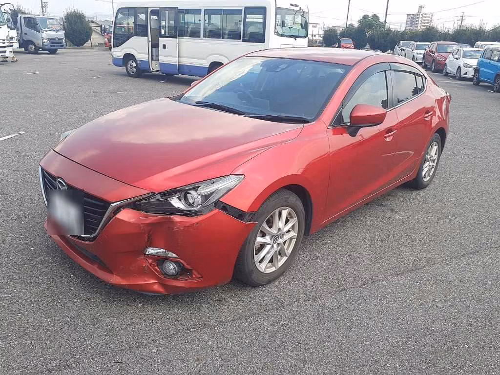 MAZDA AXELA